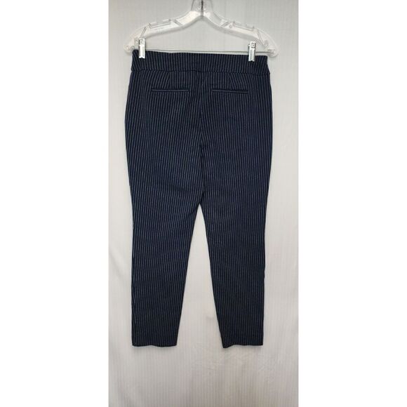 Chicos Women's Navy Blue Striped Stretch Pull-On Slim Leg Pants Size 0/US 4R - Picture 4 of 8